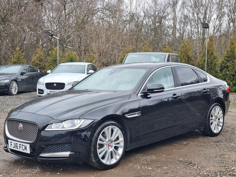 Jaguar XF 2.0d Portfolio Auto Euro 6 (s/s) 4dr 4dr Automatic 2026