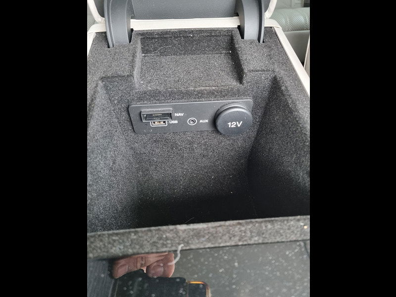 Jaguar XF 2.0d Portfolio Auto Euro 6 (s/s) 4dr 4dr Automatic 2026