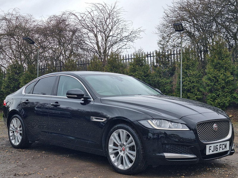 Jaguar XF 2.0d Portfolio Auto Euro 6 (s/s) 4dr 4dr Automatic 2026