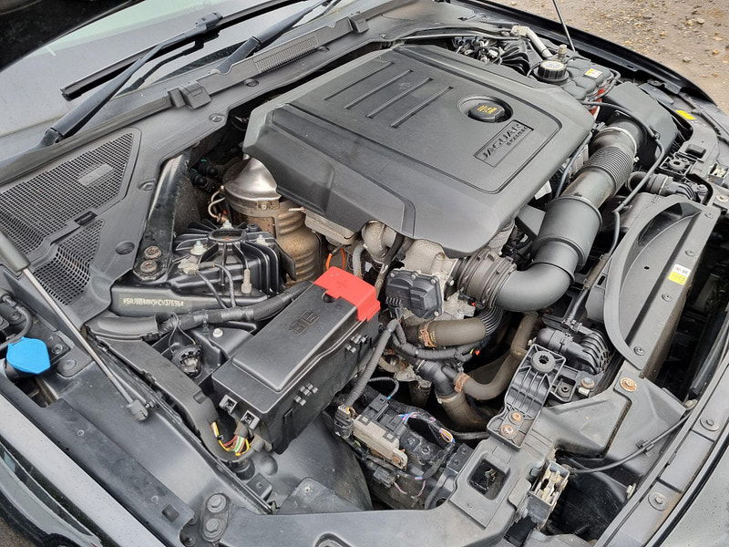 Jaguar XF 2.0d Portfolio Auto Euro 6 (s/s) 4dr 4dr Automatic 2026