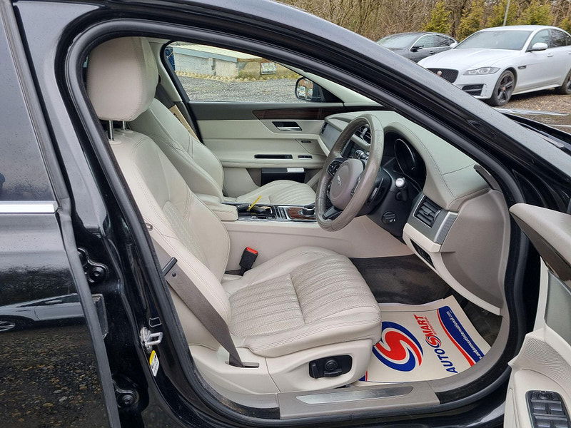 Jaguar XF 2.0d Portfolio Auto Euro 6 (s/s) 4dr 4dr Automatic 2026