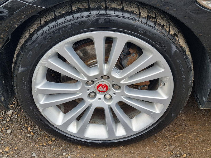 Jaguar XF 2.0d Portfolio Auto Euro 6 (s/s) 4dr 4dr Automatic 2026