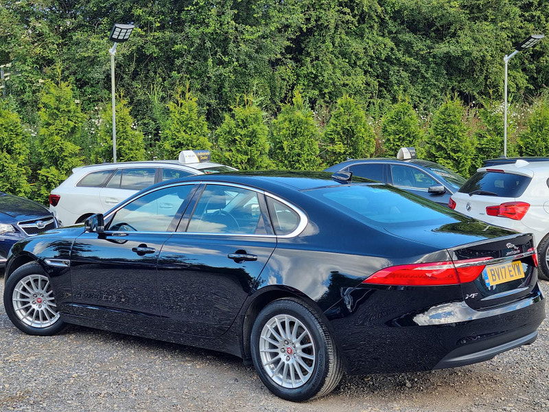 Jaguar XF 2.0d Prestige Auto Euro 6 (s/s) 4dr 4dr Automatic 2025