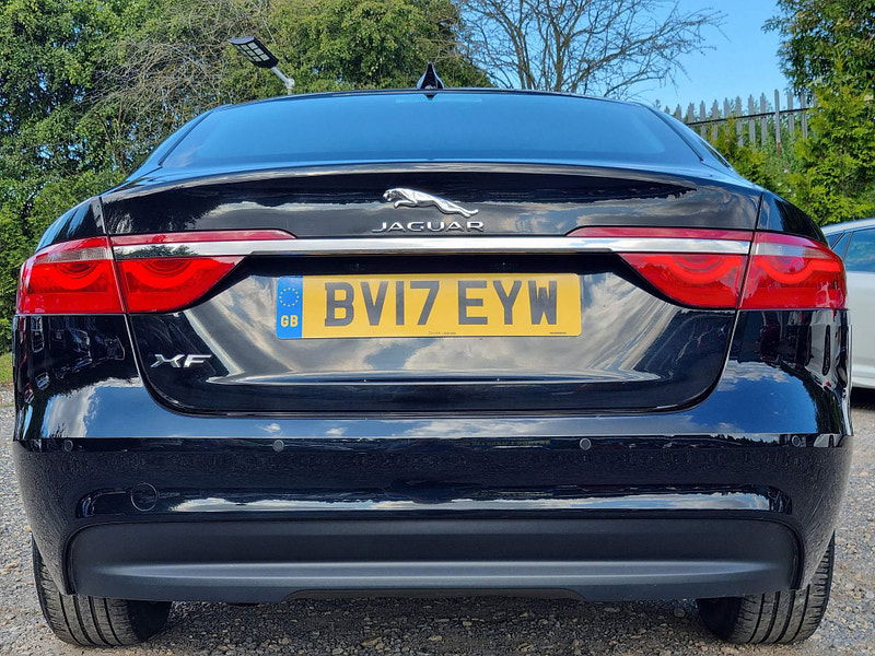 Jaguar XF 2.0d Prestige Auto Euro 6 (s/s) 4dr 4dr Automatic 2025