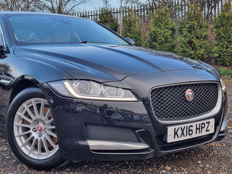 Jaguar XF 2.0d Prestige Auto Euro 6 (s/s) 4dr 4dr Automatic 2024