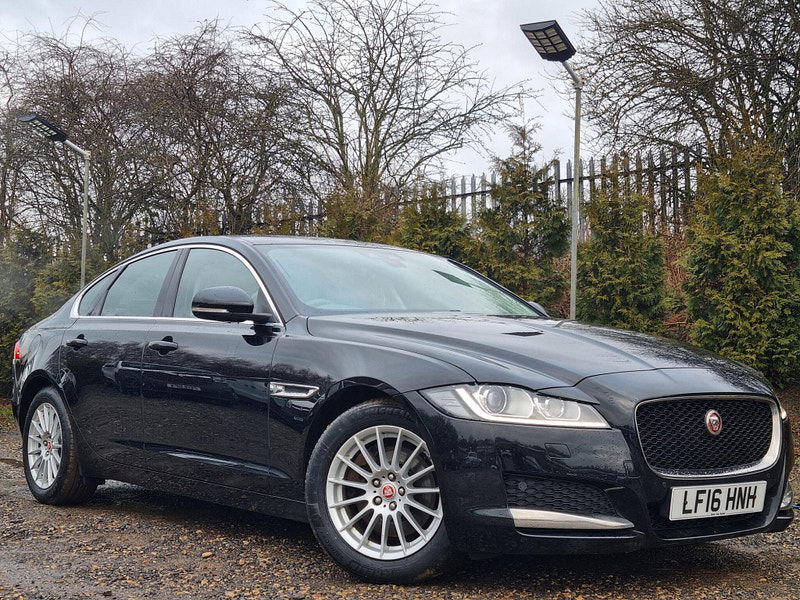 Jaguar XF 2.0d Prestige Auto Euro 6 (s/s) 4dr 4dr Automatic 2025
