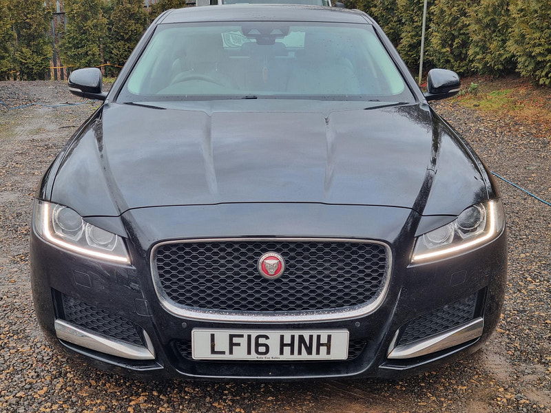 Jaguar XF 2.0d Prestige Auto Euro 6 (s/s) 4dr 4dr Automatic 2025