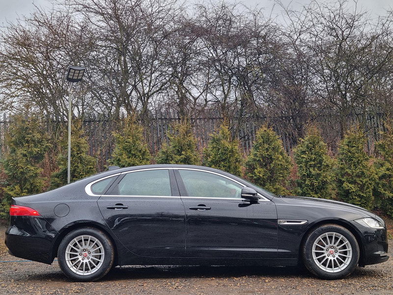 Jaguar XF 2.0d Prestige Auto Euro 6 (s/s) 4dr 4dr Automatic 2025