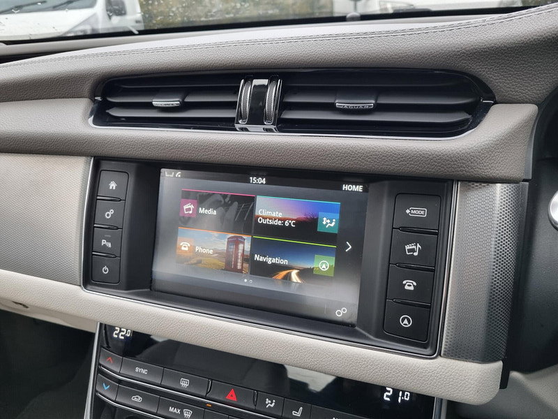 Jaguar XF 2.0d Prestige Auto Euro 6 (s/s) 4dr 4dr Automatic 2026