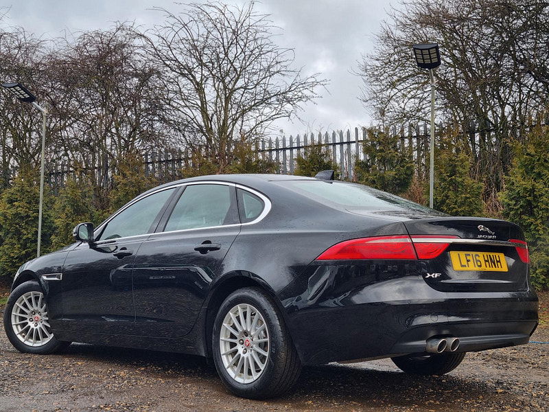 Jaguar XF 2.0d Prestige Auto Euro 6 (s/s) 4dr 4dr Automatic 2025