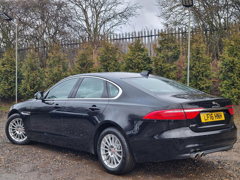 Jaguar XF 2.0d Prestige Auto Euro 6 (s/s) 4dr 4dr Automatic 2025