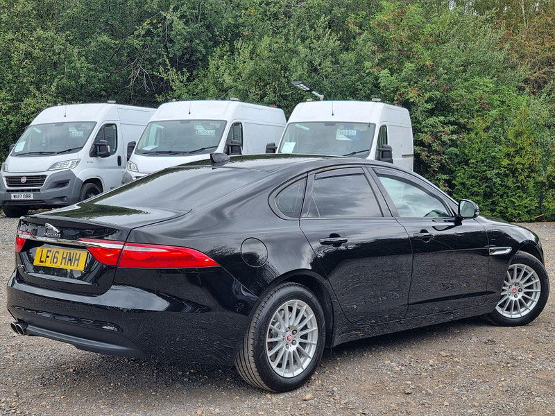 Jaguar XF 2.0d Prestige Auto Euro 6 (s/s) 4dr 4dr Automatic 2026
