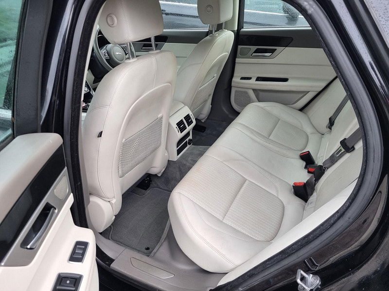 Jaguar XF 2.0d Prestige Auto Euro 6 (s/s) 4dr 4dr Automatic 2025