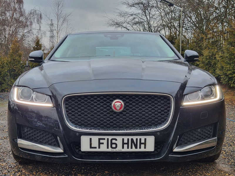 Jaguar XF 2.0d Prestige Auto Euro 6 (s/s) 4dr 4dr Automatic 2025