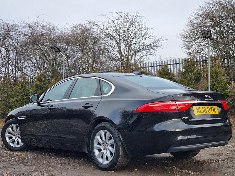 Jaguar XF 2.0d Prestige Auto Euro 6 (s/s) 4dr 4dr Automatic 2025