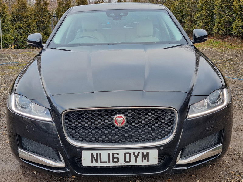 Jaguar XF 2.0d Prestige Auto Euro 6 (s/s) 4dr 4dr Automatic 2025