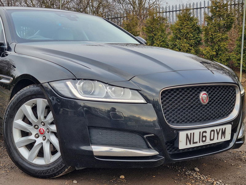 Jaguar XF 2.0d Prestige Auto Euro 6 (s/s) 4dr 4dr Automatic 2025