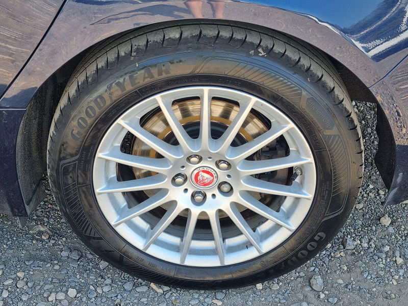 Jaguar XF 2.0d Prestige Auto Euro 6 (s/s) 4dr 4dr Automatic 2025