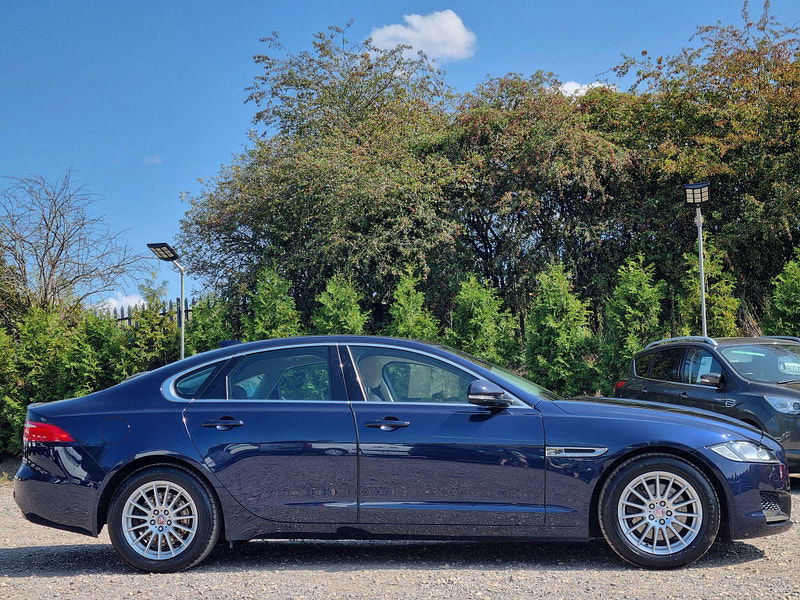 Jaguar XF 2.0d Prestige Auto Euro 6 (s/s) 4dr 4dr Automatic 2025