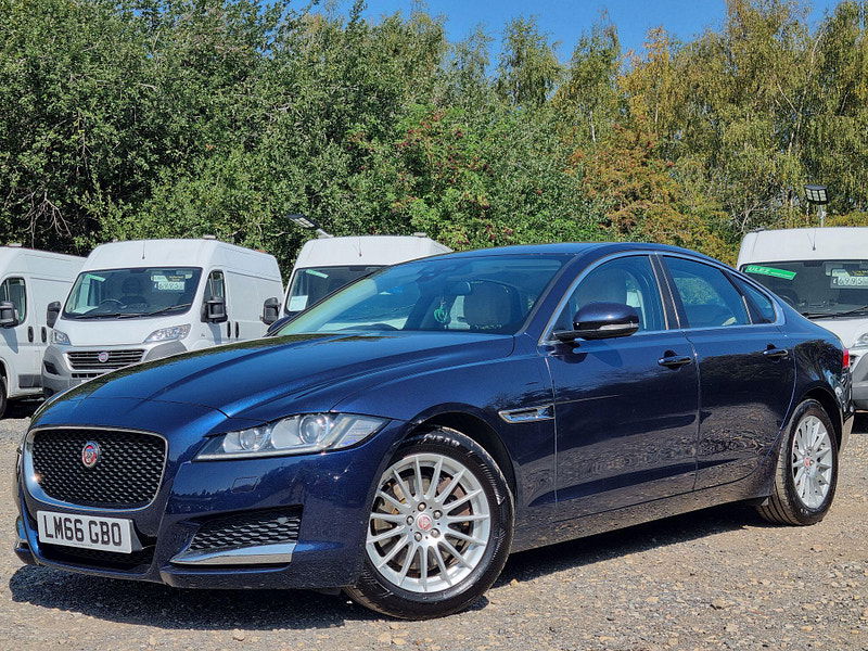 Jaguar XF 2.0d Prestige Auto Euro 6 (s/s) 4dr 4dr Automatic 2025