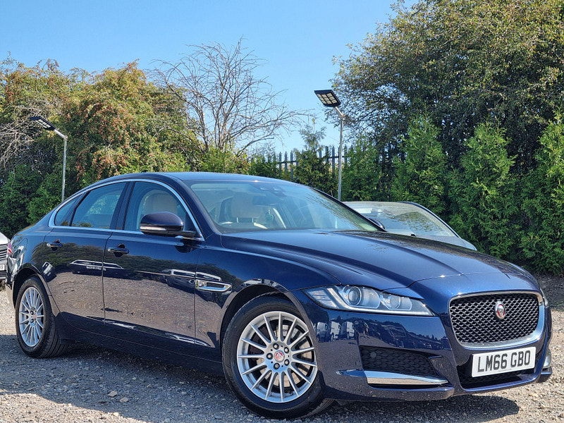 Jaguar XF 2.0d Prestige Auto Euro 6 (s/s) 4dr 4dr Automatic 2025