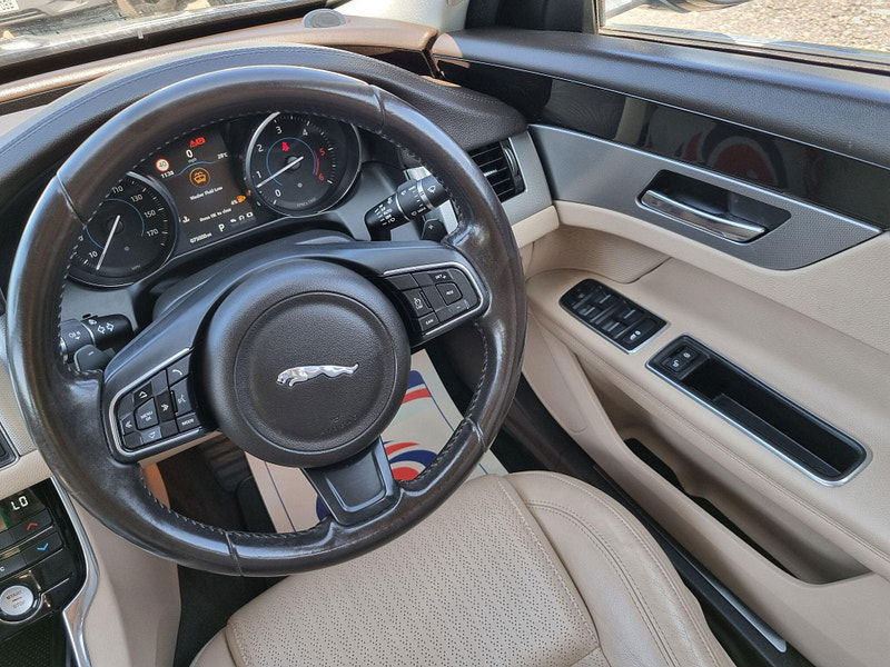 Jaguar XF 2.0d Prestige Auto Euro 6 (s/s) 4dr 4dr Automatic 2025