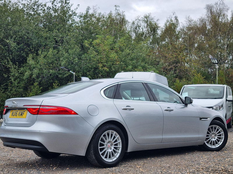 Jaguar XF 2.0d Prestige Auto Euro 6 (s/s) 4dr 4dr Automatic 2025