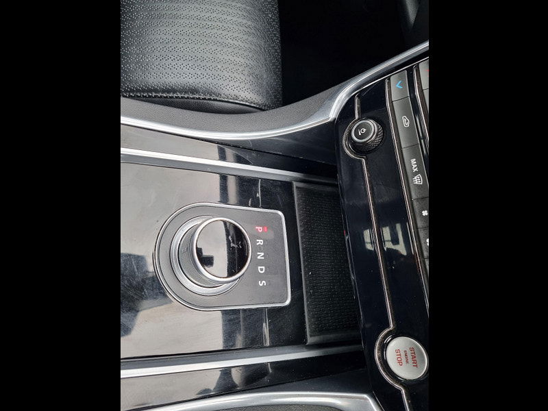 Jaguar XF 2.0d Prestige Auto Euro 6 (s/s) 4dr 4dr Automatic 2025