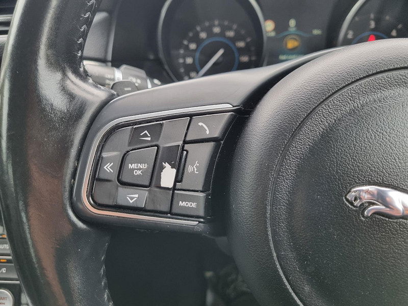Jaguar XF 2.0d Prestige Auto Euro 6 (s/s) 4dr 4dr Automatic 2025