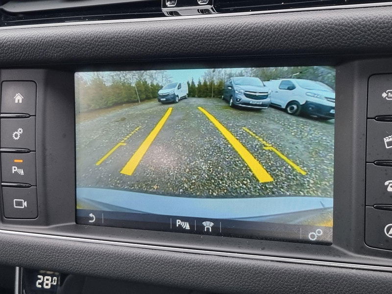 Jaguar XF 2.0d Prestige Auto Euro 6 (s/s) 4dr 4dr Automatic 2026