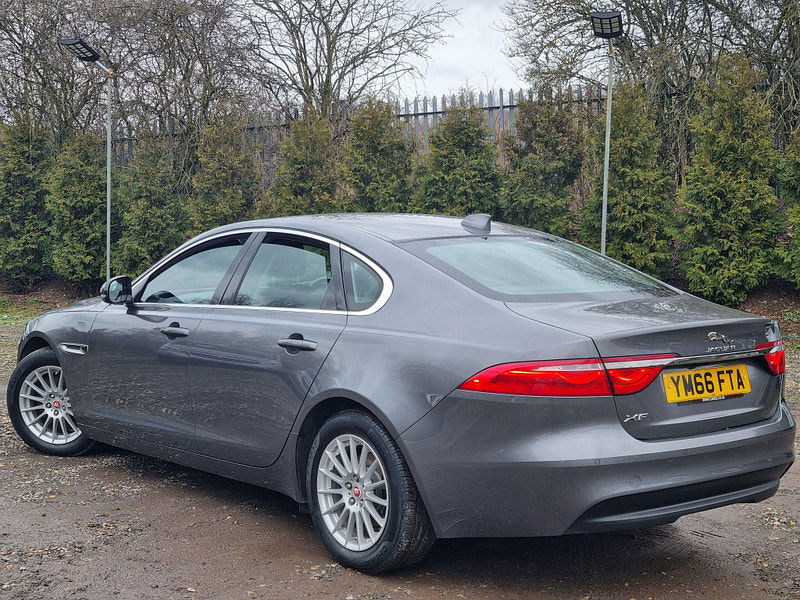 Jaguar XF 2.0d Prestige Auto Euro 6 (s/s) 4dr 4dr Automatic 2026