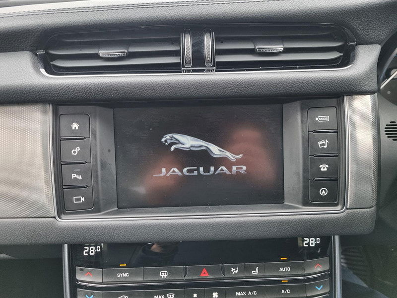 Jaguar XF 2.0d Prestige Auto Euro 6 (s/s) 4dr 4dr Automatic 2026