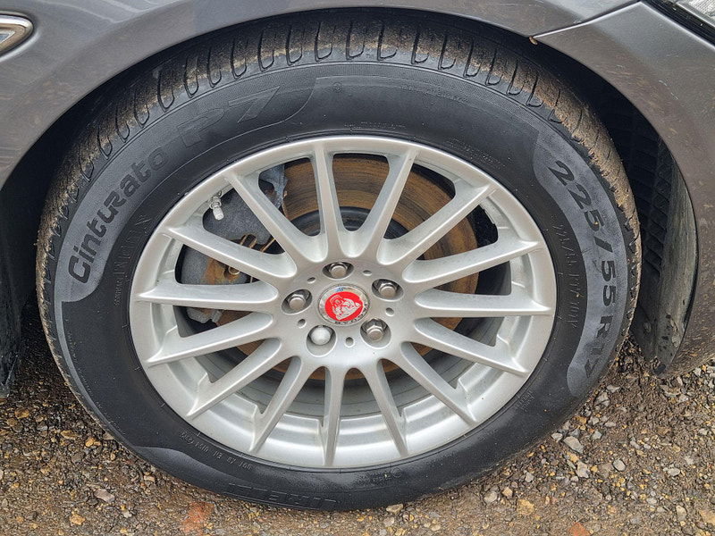 Jaguar XF 2.0d Prestige Auto Euro 6 (s/s) 4dr 4dr Automatic 2026