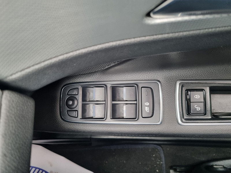 Jaguar XF 2.0d Prestige Auto Euro 6 (s/s) 4dr 4dr Automatic 2026