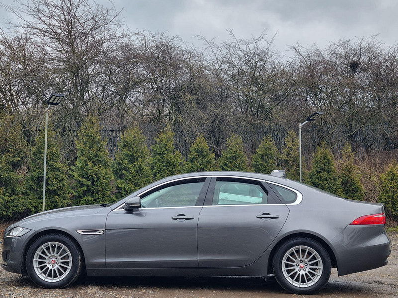 Jaguar XF 2.0d Prestige Auto Euro 6 (s/s) 4dr 4dr Automatic 2026