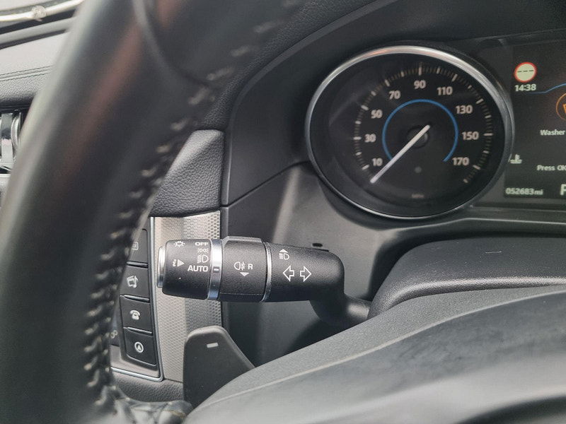 Jaguar XF 2.0d Prestige Auto Euro 6 (s/s) 4dr 4dr Automatic 2026