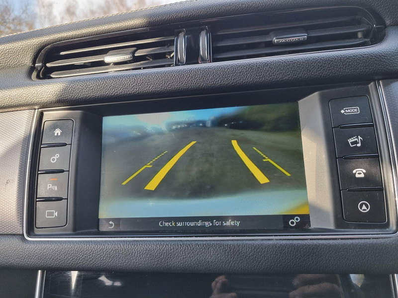 Jaguar XF 2.0d R-Sport Auto Euro 6 (s/s) 4dr 4dr Automatic 2026