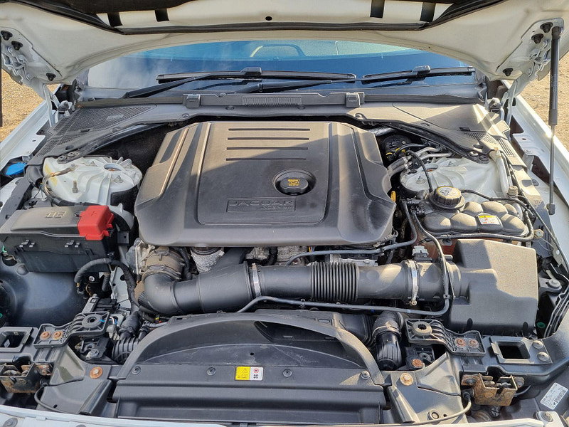 Jaguar XF 2.0d R-Sport Auto Euro 6 (s/s) 4dr 4dr Automatic 2026