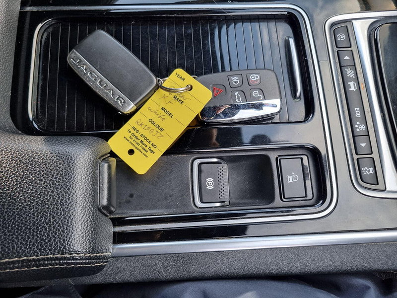 Jaguar XF 2.0d R-Sport Auto Euro 6 (s/s) 4dr 4dr Automatic 2026