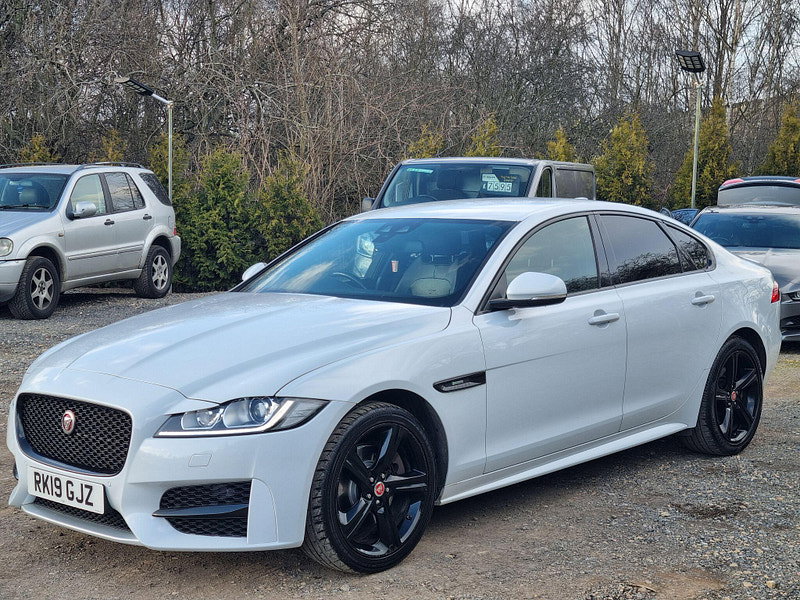 Jaguar XF 2.0d R-Sport Auto Euro 6 (s/s) 4dr 4dr Automatic 2026