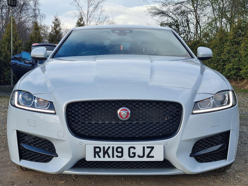 Jaguar XF 2.0d R-Sport Auto Euro 6 (s/s) 4dr 4dr Automatic 2026