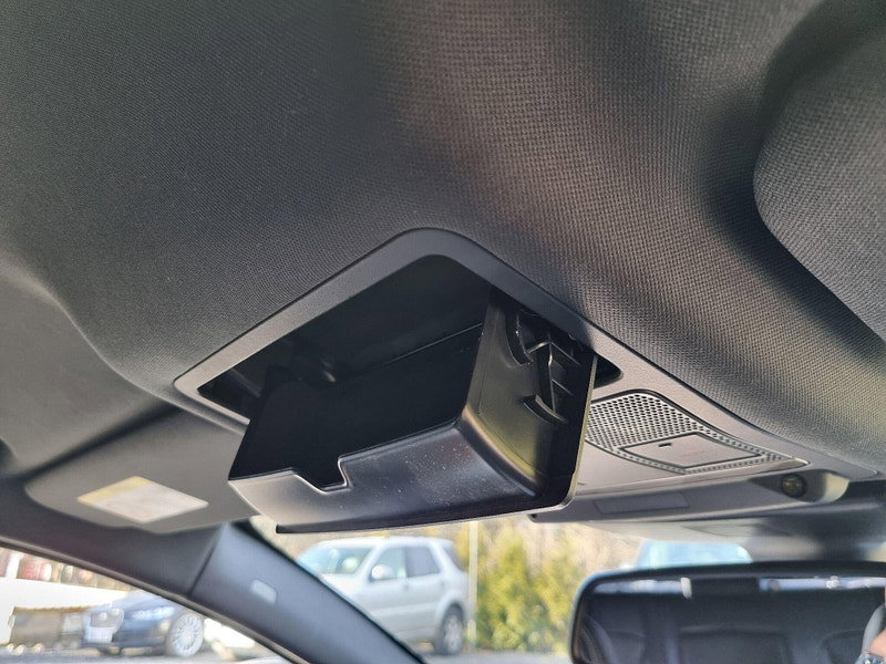 Jaguar XF 2.0d R-Sport Auto Euro 6 (s/s) 4dr 4dr Automatic 2026