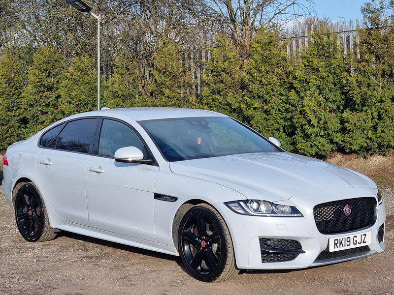 Jaguar XF 2.0d R-Sport Auto Euro 6 (s/s) 4dr 4dr Automatic 2026