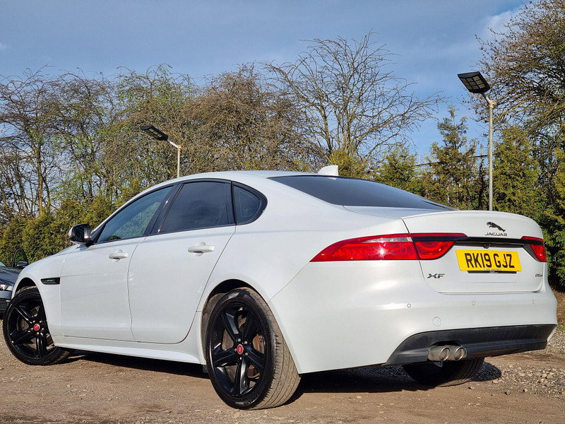 Jaguar XF 2.0d R-Sport Auto Euro 6 (s/s) 4dr 4dr Automatic 2026