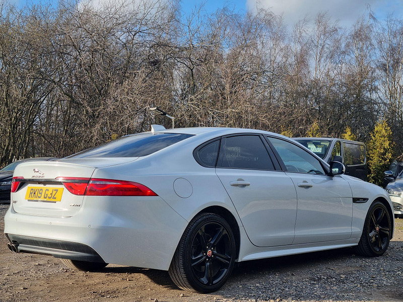 Jaguar XF 2.0d R-Sport Auto Euro 6 (s/s) 4dr 4dr Automatic 2026