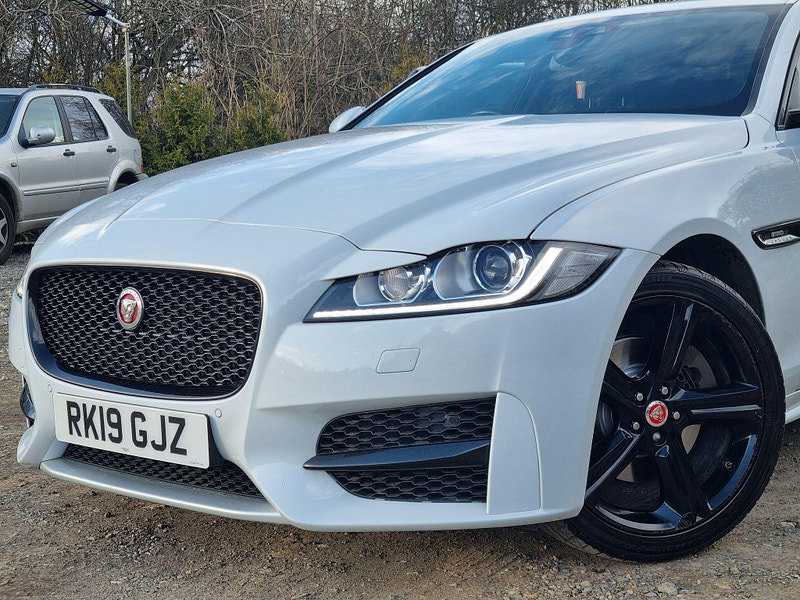 Jaguar XF 2.0d R-Sport Auto Euro 6 (s/s) 4dr 4dr Automatic 2026