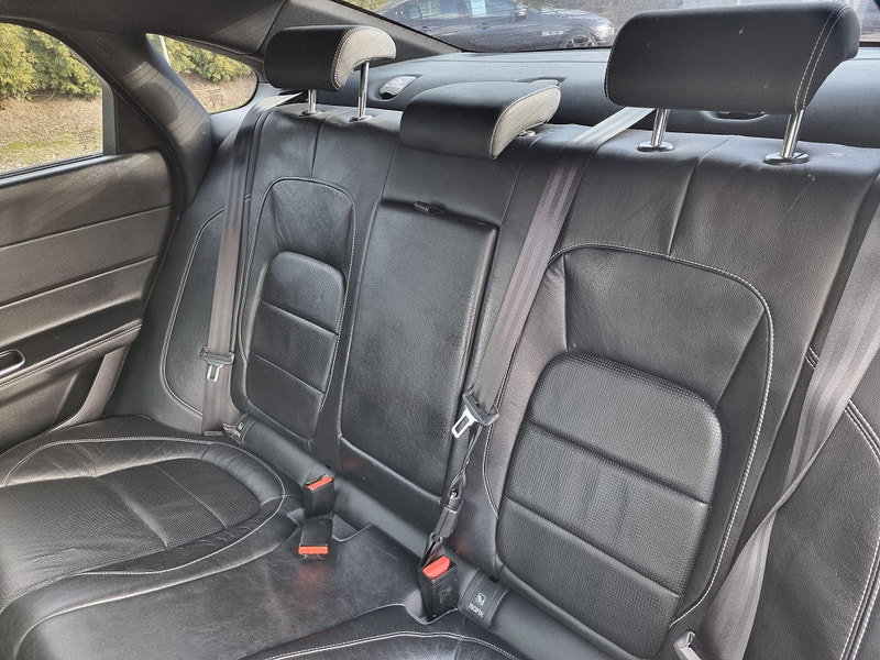 Jaguar XF 2.0d R-Sport Auto Euro 6 (s/s) 4dr 4dr Automatic 2026