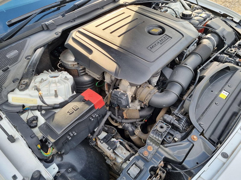 Jaguar XF 2.0d R-Sport Auto Euro 6 (s/s) 4dr 4dr Automatic 2026