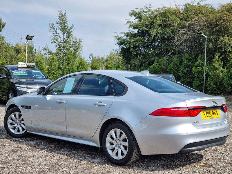 Jaguar XF 2.0d R-Sport Auto Euro 6 (s/s) 4dr 4dr Automatic 2025