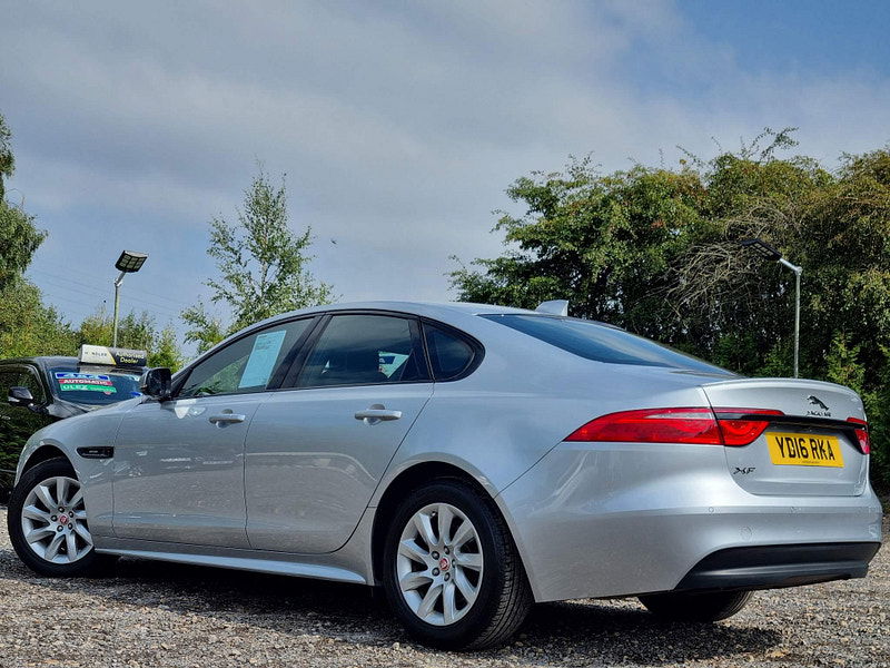 Jaguar XF 2.0d R-Sport Auto Euro 6 (s/s) 4dr 4dr Automatic 2025